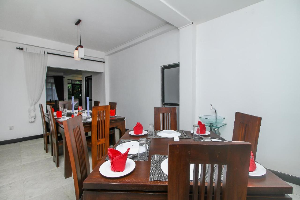 Delphin Hotel Nuwara Eliya Exterior photo